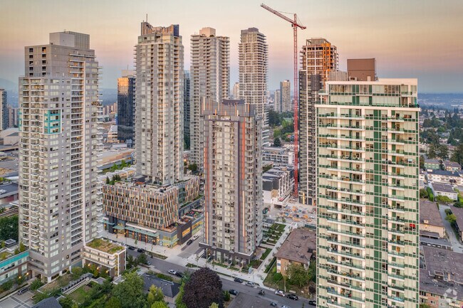 Building Photo - Sun Tower I