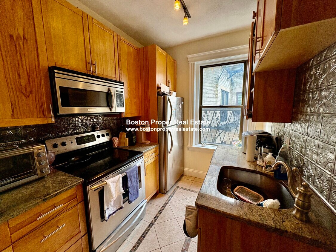 Foto principal - 61 Park Dr