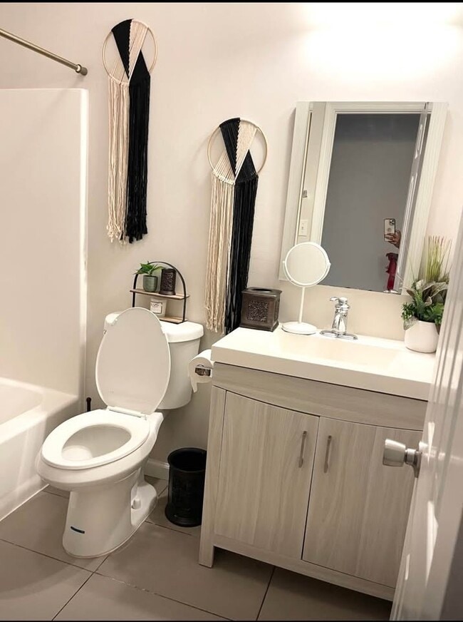 Building Photo - 3120 Creedon Dr