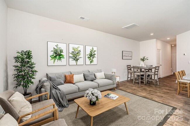 Foto del edificio - 7109 North Mills Rd