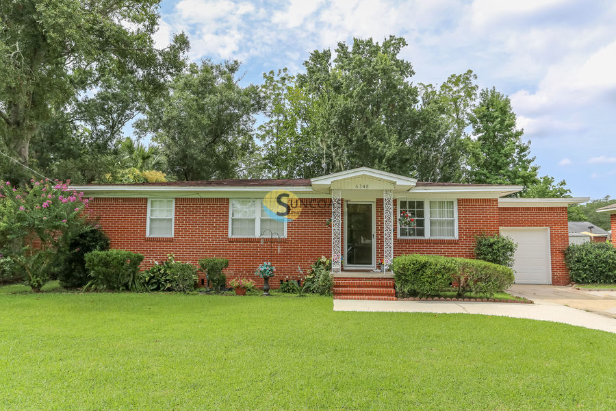 Foto principal - 6348 Cherry Laurel Dr