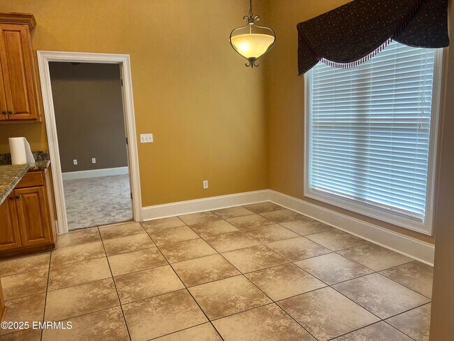 Foto del edificio - 8360 Ole Cobblestone Dr