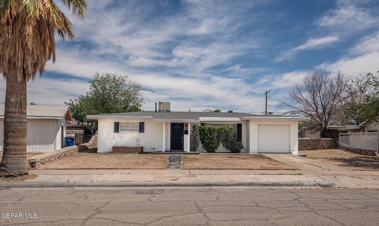Primary Photo - 1504 Nueces Way