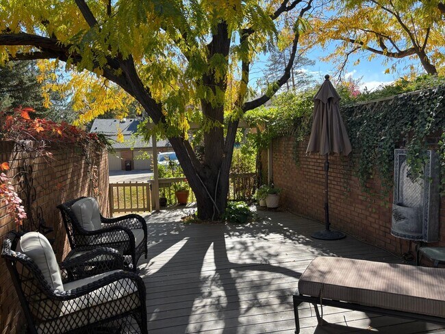 Foto del edificio - 770 Quince Cir