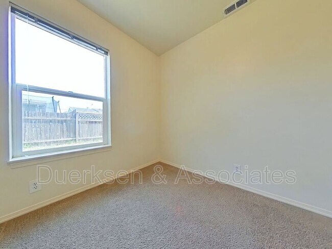 Foto del edificio - 3435 SE 3rd St