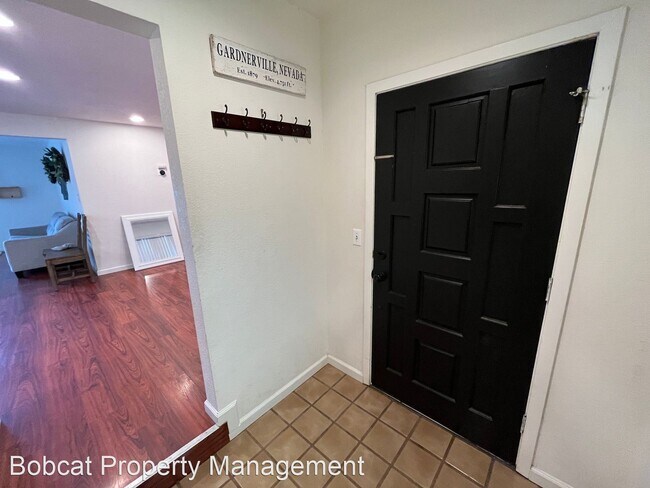 Building Photo - 3 br, 2.5 bath House - 1030 Dresslerville Rd
