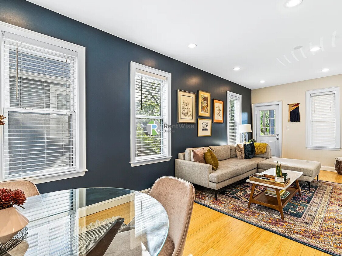 Foto principal - 72 Dix St