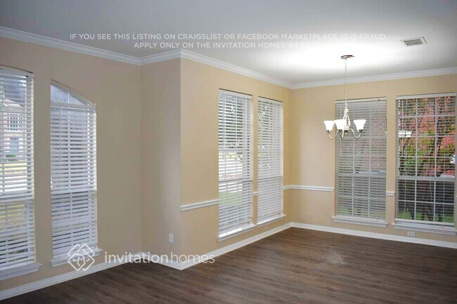 Foto del edificio - 4634 Lincolnshire Dr