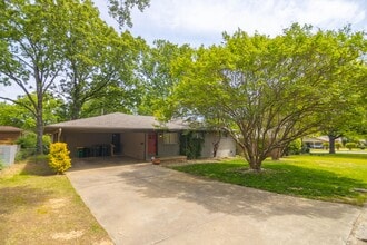 Building Photo - 6304 Ridgecrest Dr