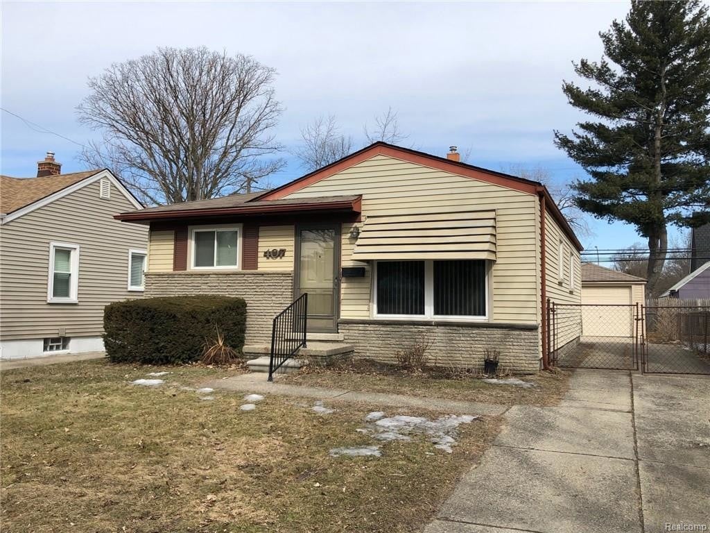 Primary Photo - 407 Marlin Ave