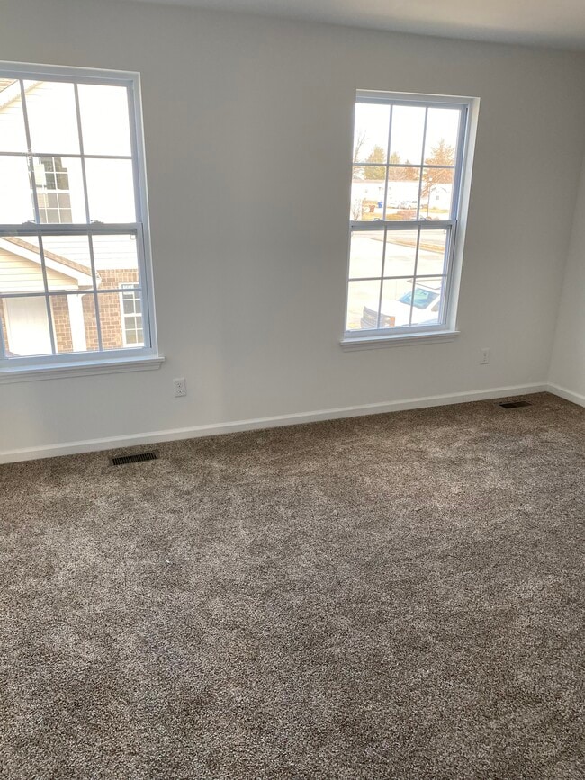 Building Photo - Elm Tree Commons