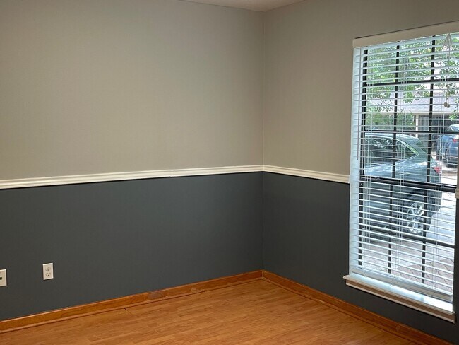 Foto del edificio - 2614 N Red Cedar Cir
