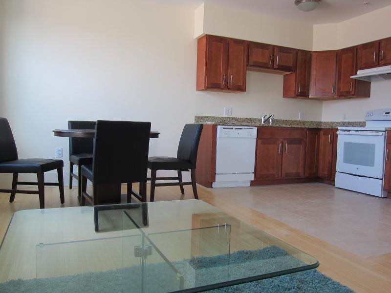 Foto principal - 505 Pleasant St