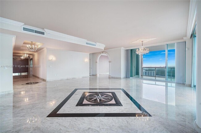 Foto del edificio - 16500 Collins Ave