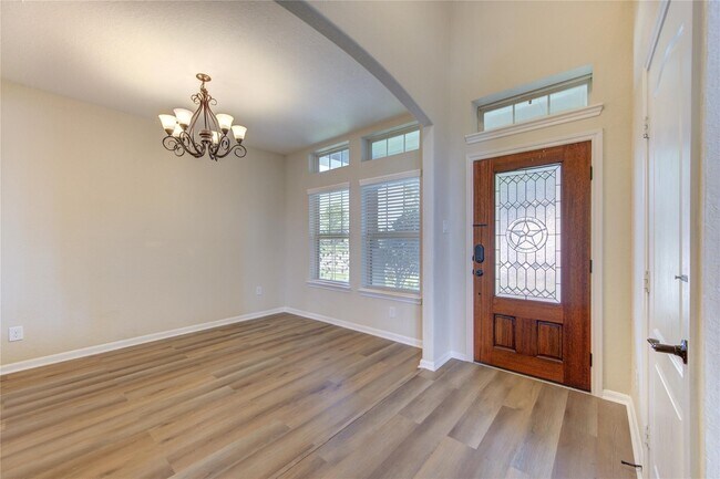 Foto del edificio - 6027 Mystic Berry Dr