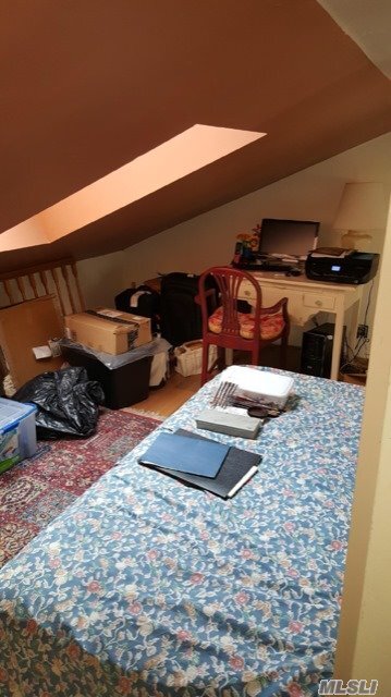 Foto del edificio - 103 Belle Terre Rd