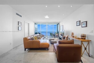 Building Photo - 18201 Collins Ave