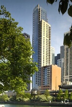Building Photo - 420 E Waterside Dr