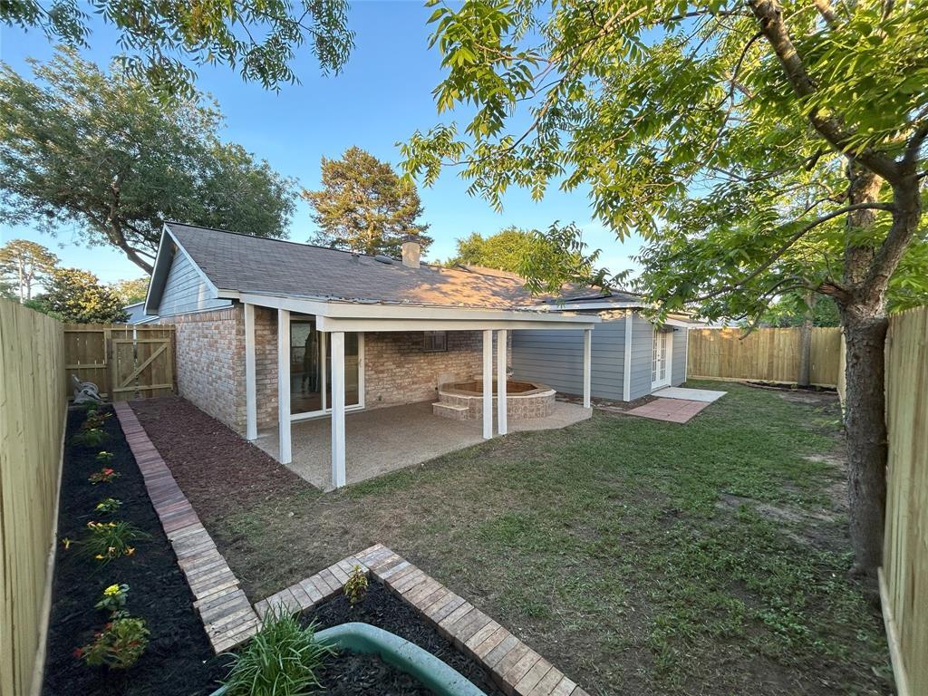 Foto principal - 946 Sierra Shadows Dr