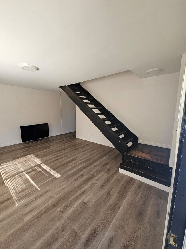 Foto del edificio - 1153-1155 Emory Street