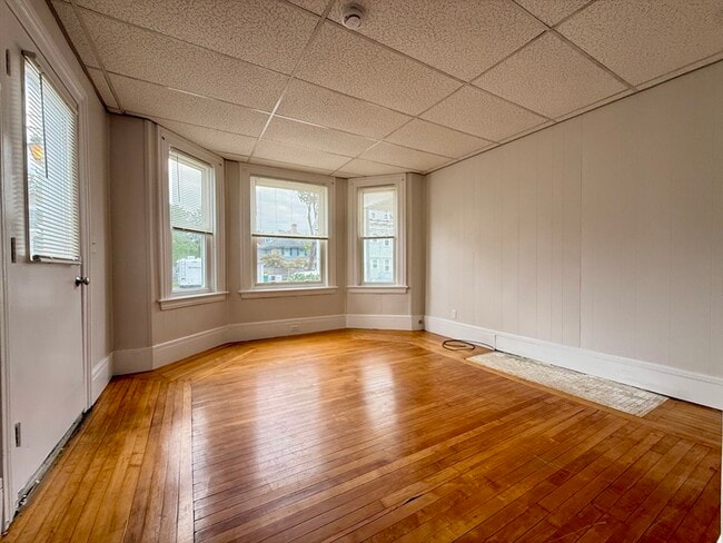 Building Photo - 346 Broadway