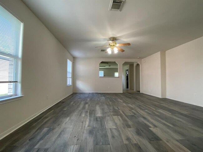 Foto del edificio - 5502 Jefferson St