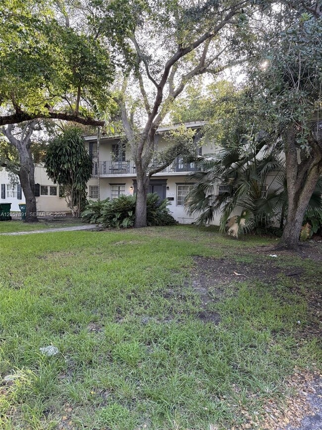 Photo - 4855 University Drive, Coral Gables, FL 33146 - 4 BR 2 BA multi-family home