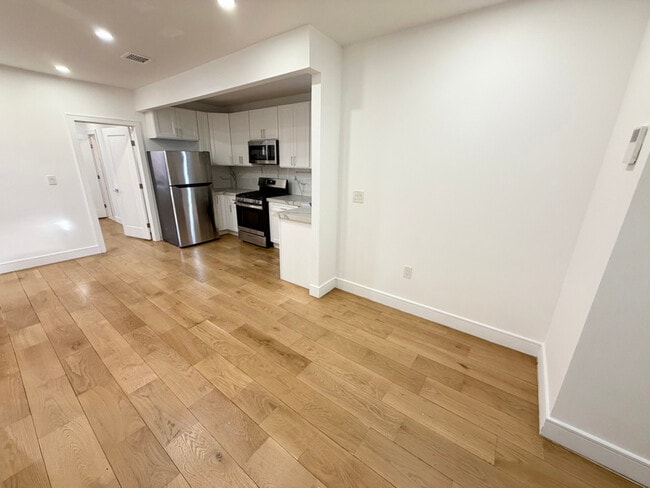 Photo - 59 Arlington Ave Apartment