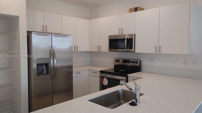 Building Photo - 13303 SW 286th Terrace