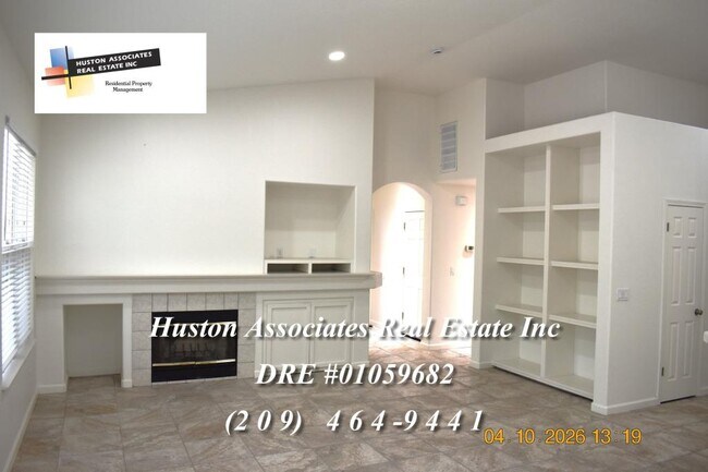 Foto del edificio - 3915 Bridlewood Cir