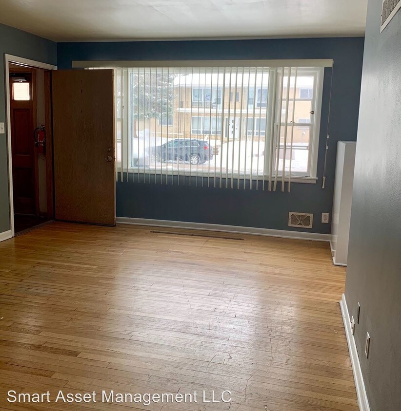 Primary Photo - 4139 N 91st St