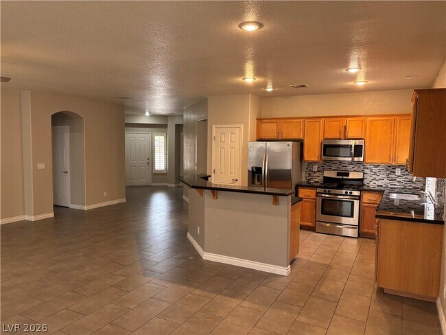 Foto del edificio - 10628 Olivebranch Ave