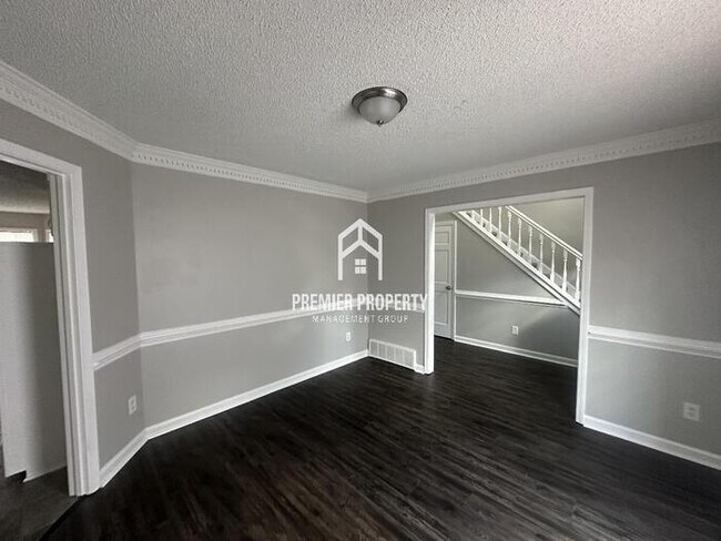 Building Photo - 3737 Oak Bark Ln