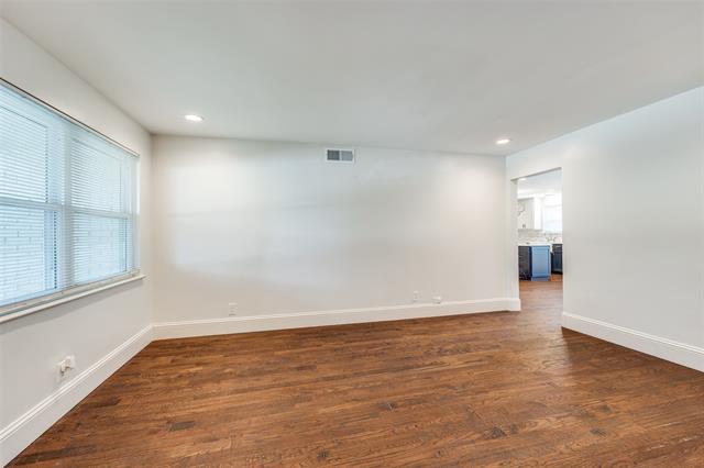 Building Photo - 8705 Gladwood Ln