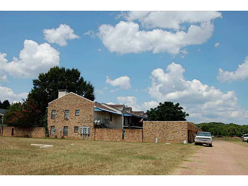 Foto principal - 5230 Rue Royale Dr