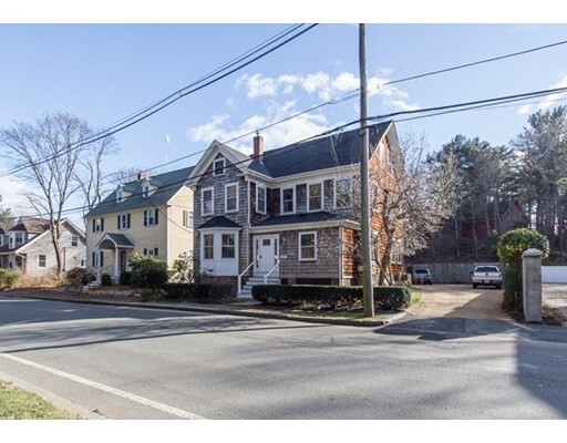 Primary Photo - 623 Hale St