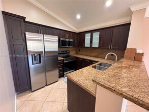 Building Photo - 211 SW 95 Terrace