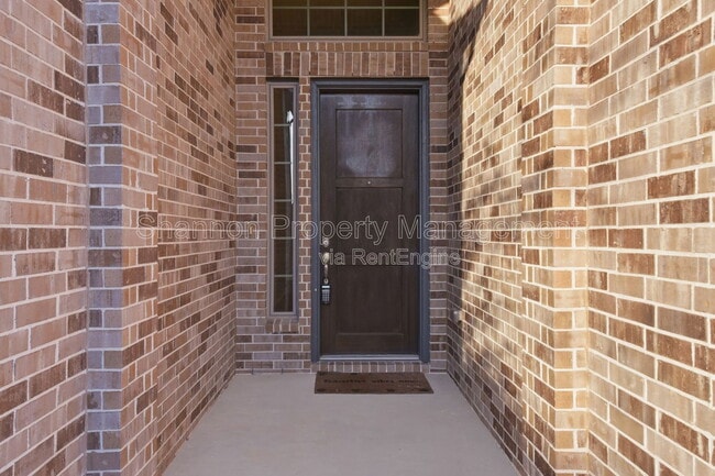 Building Photo - 9515 Willard Dr