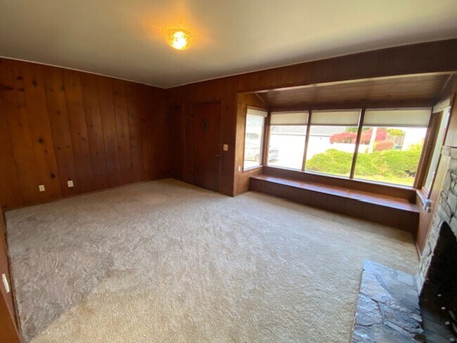 Foto del edificio - Beach Tract Cottage!