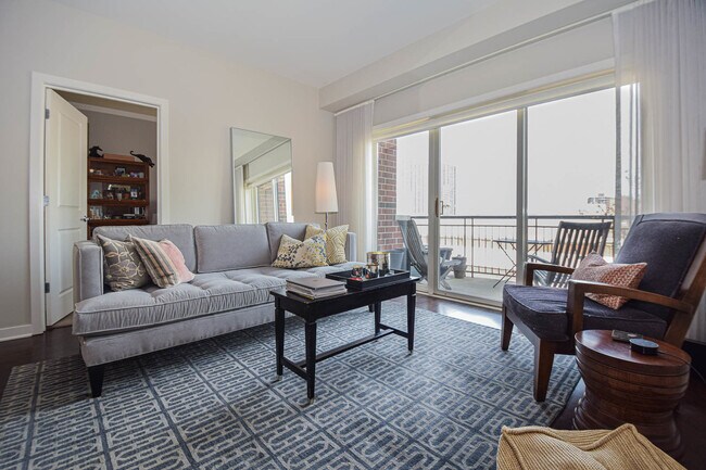 Foto del edificio - 5858 N Broadway