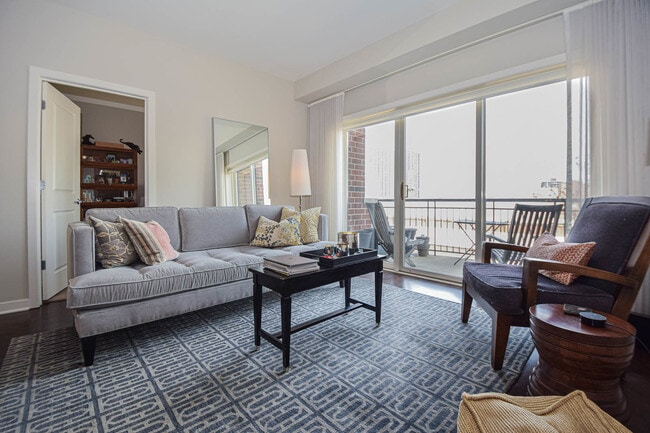 Building Photo - 5858 N Broadway