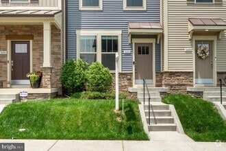 Building Photo - 3606 Timber Green Dr