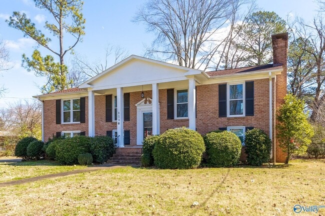 Building Photo - 1116 Tyler Rd NW