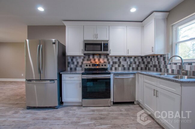 Photo - 2331 Peachwood Cir NE Apartment