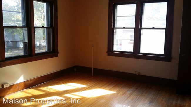 Building Photo - 2005 DEWEY Ave