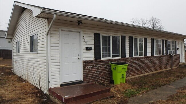 Foto del edificio - Cozy 1 bedroom and 1 bath Duplex located on Maier Dr in Belton