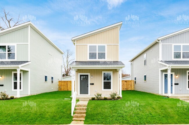 Building Photo - BRAND NEW! 2 Bedroom 2 1/2 Bathroom Newly ...