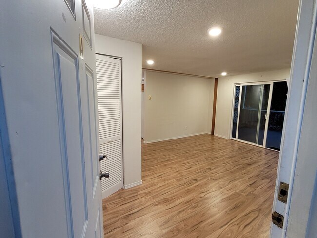 Foto del edificio - 340 Hill Ct