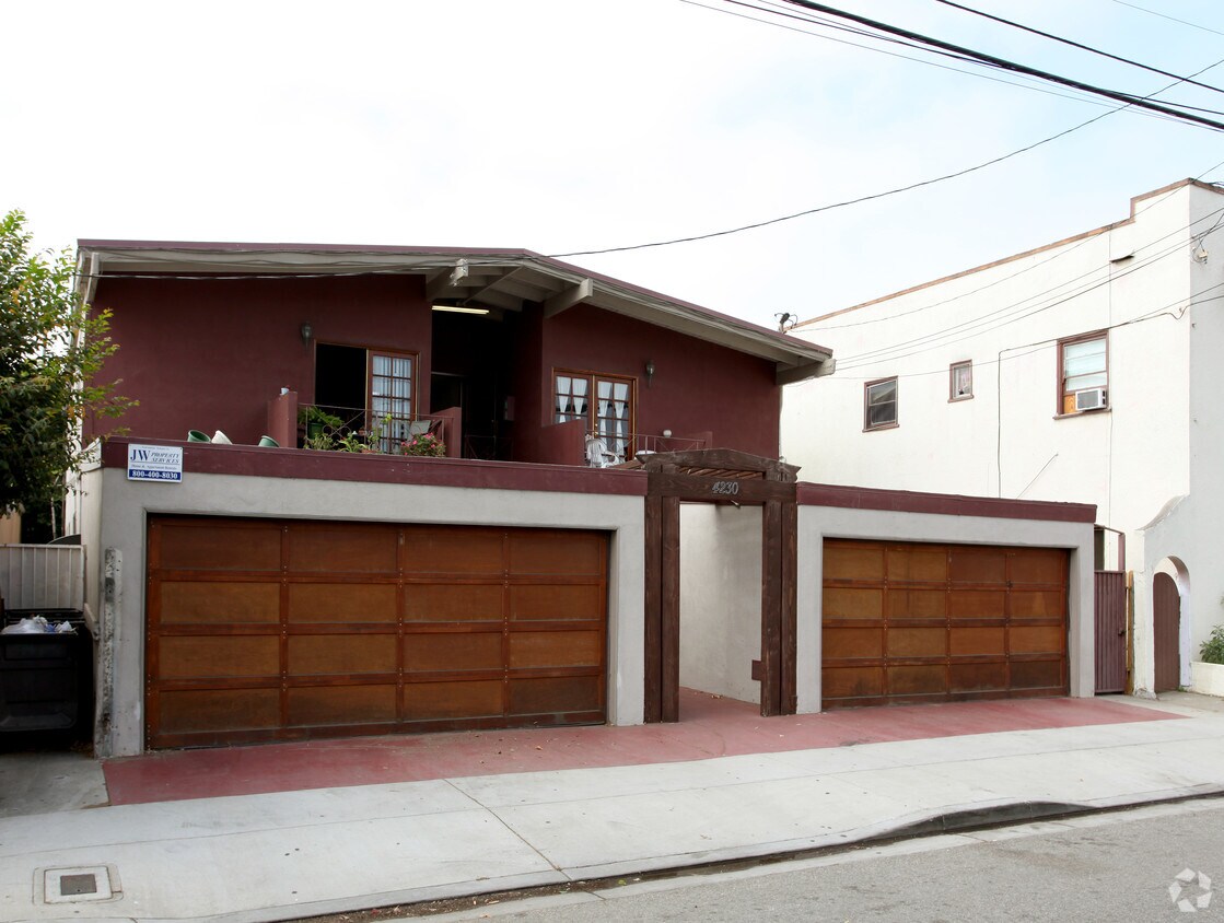 Primary Photo - 4230 E 4th St