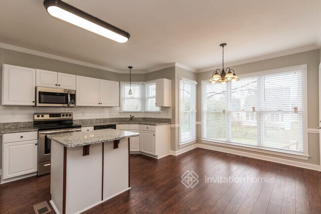 Building Photo - 4728 Benthaven Ln